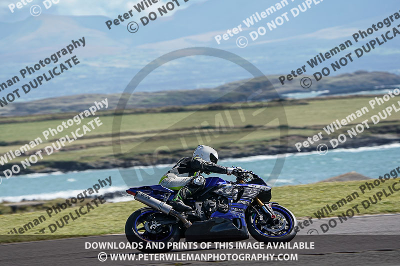 anglesey no limits trackday;anglesey photographs;anglesey trackday photographs;enduro digital images;event digital images;eventdigitalimages;no limits trackdays;peter wileman photography;racing digital images;trac mon;trackday digital images;trackday photos;ty croes